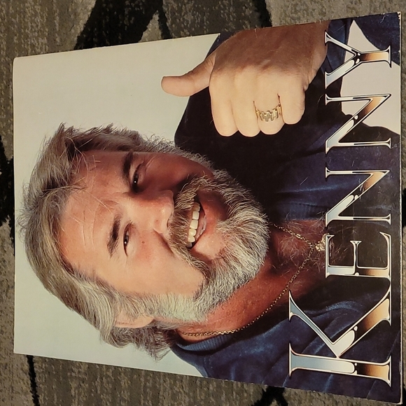 1980 Kenny Rogers tour program book Price Firm - Picture 14 of 14